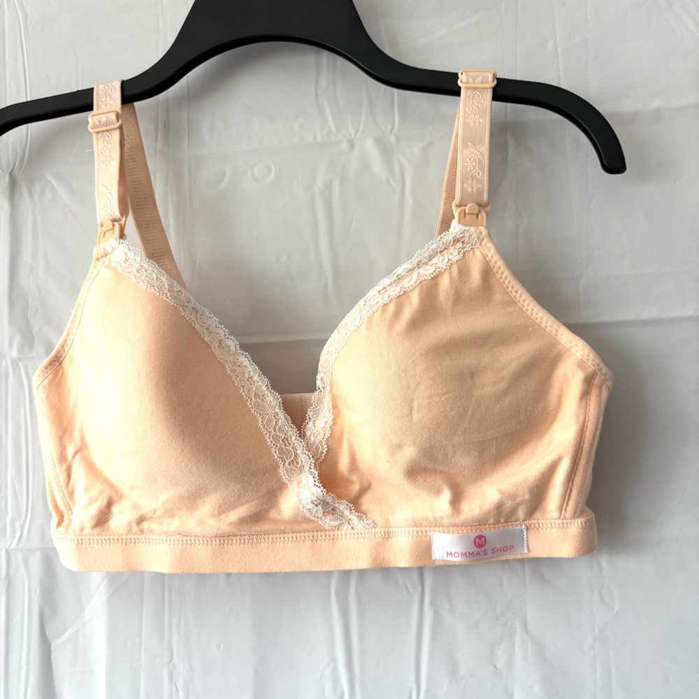 NWOT Momma’s Shop Peach Lace Nursing Bra SZ S
